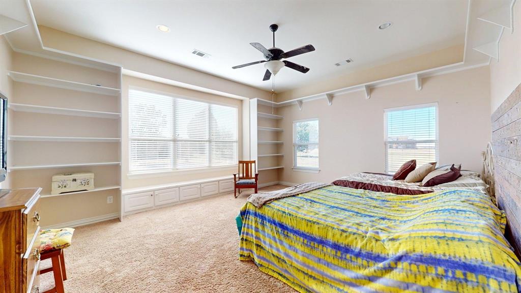 Forney, Texas, 75126, United States, 6 Bedrooms Bedrooms, ,6 BathroomsBathrooms,Residential,For Sale,1991936