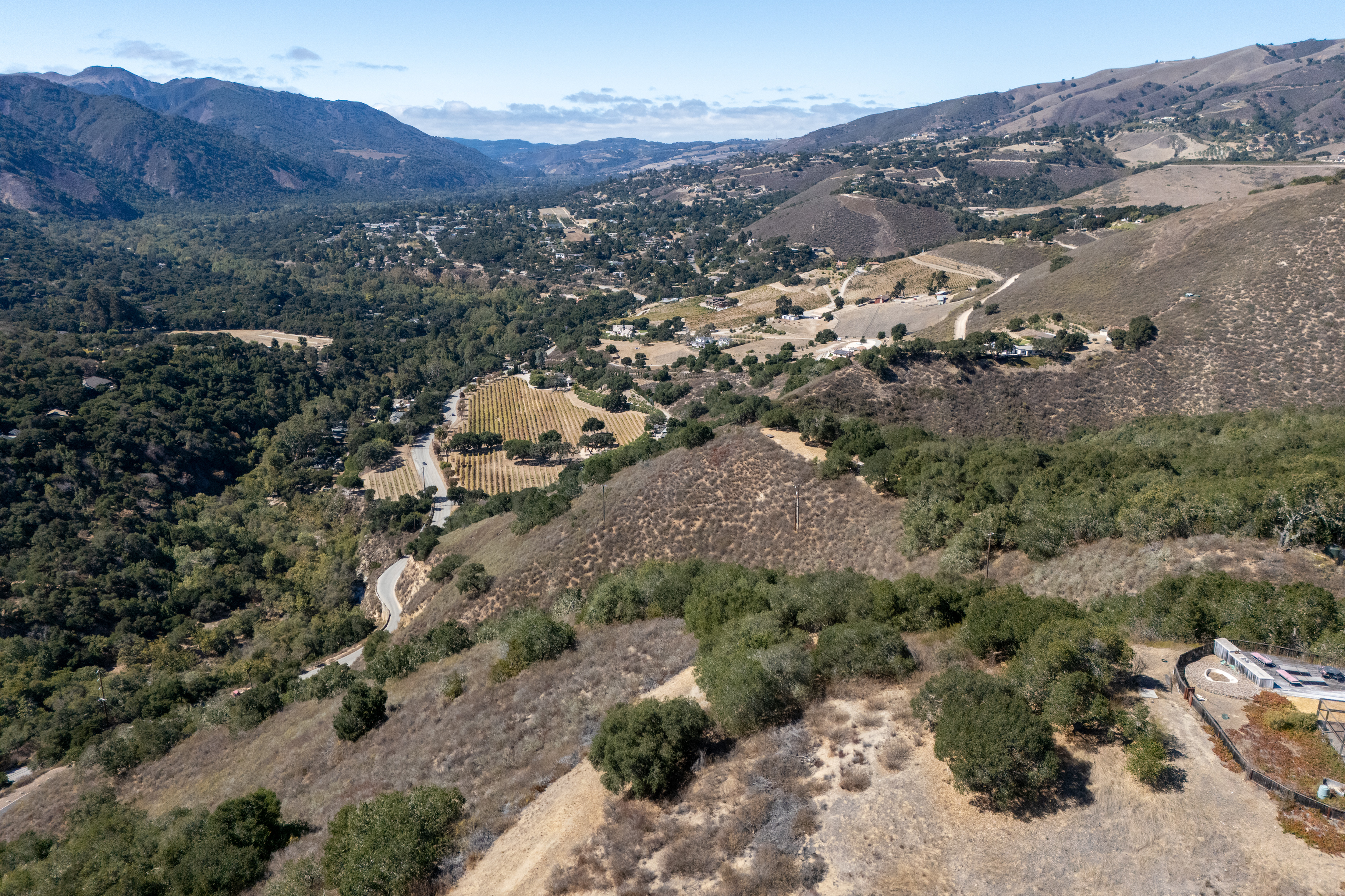  145 East Carmel Valley Road - 物件實景