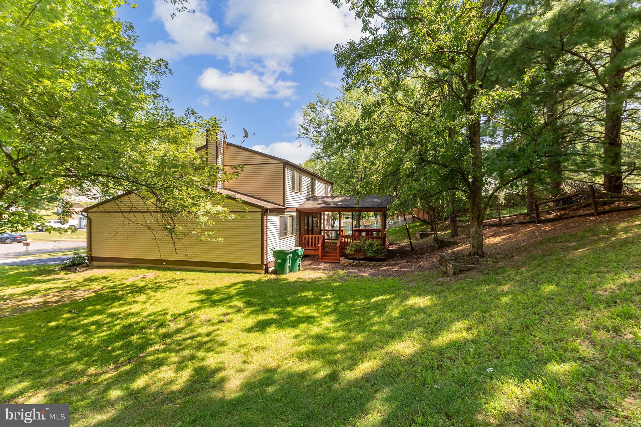 Woodbridge, Virginia, 22192, United States, 4 Bedrooms Bedrooms, ,4 BathroomsBathrooms,Residential,For Sale,1975493