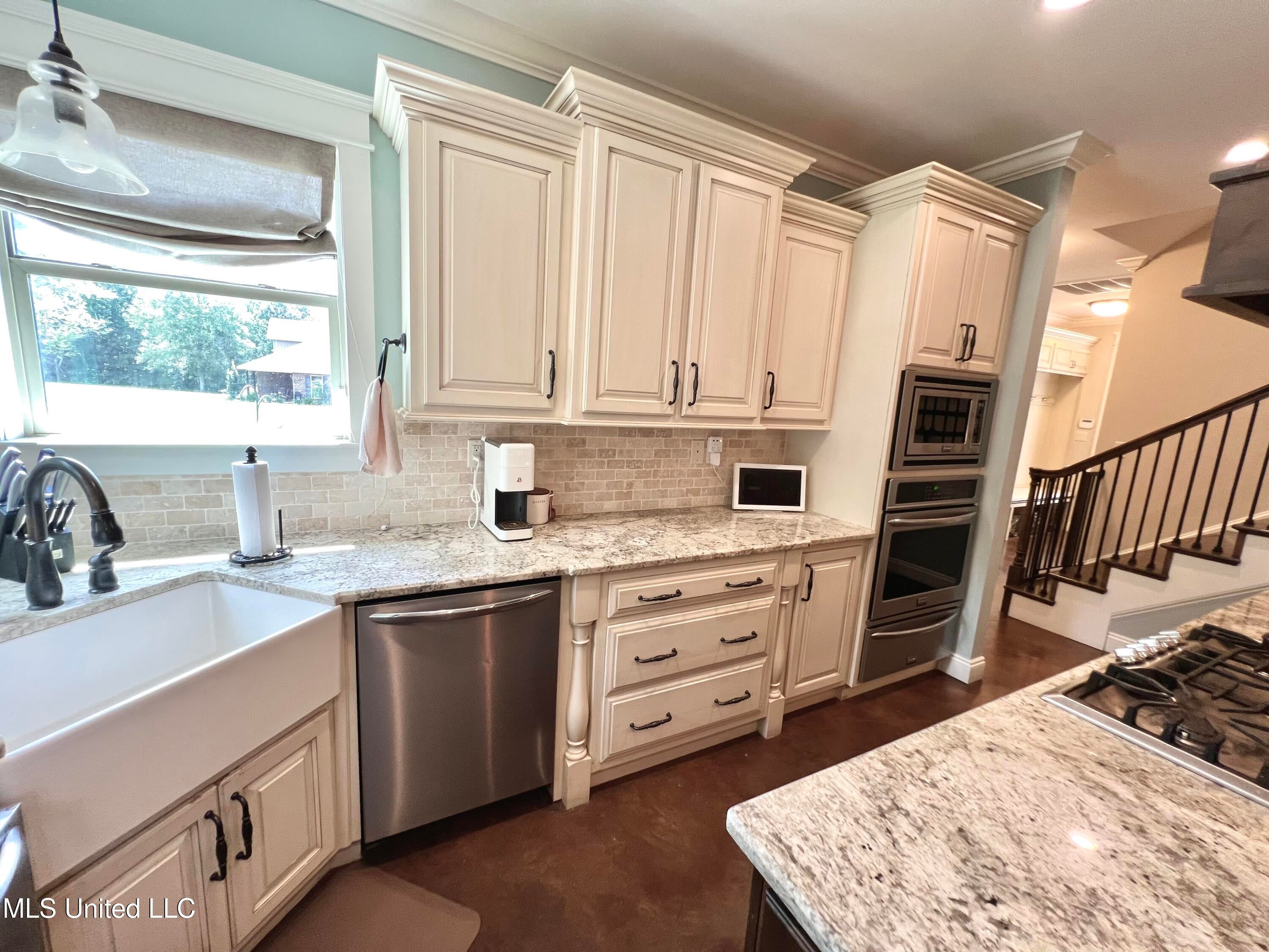 Lucedale, Mississippi, 39452, United States, 4 Bedrooms Bedrooms, ,3 BathroomsBathrooms,Residential,For Sale,1890543