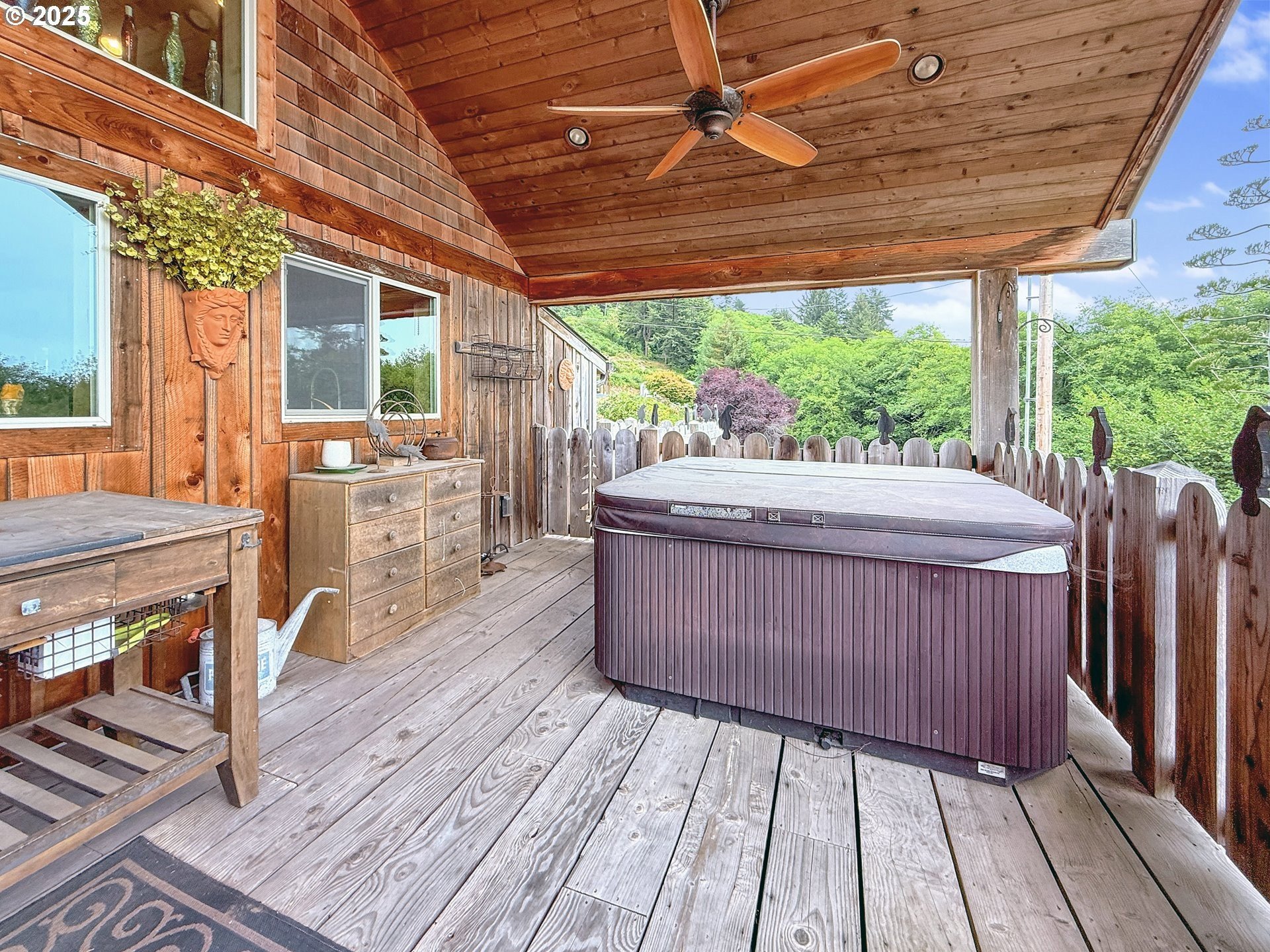 Brookings, Oregon, 97415, United States, 2 Bedrooms Bedrooms, ,1 BathroomBathrooms,Residential,For Sale,1975995