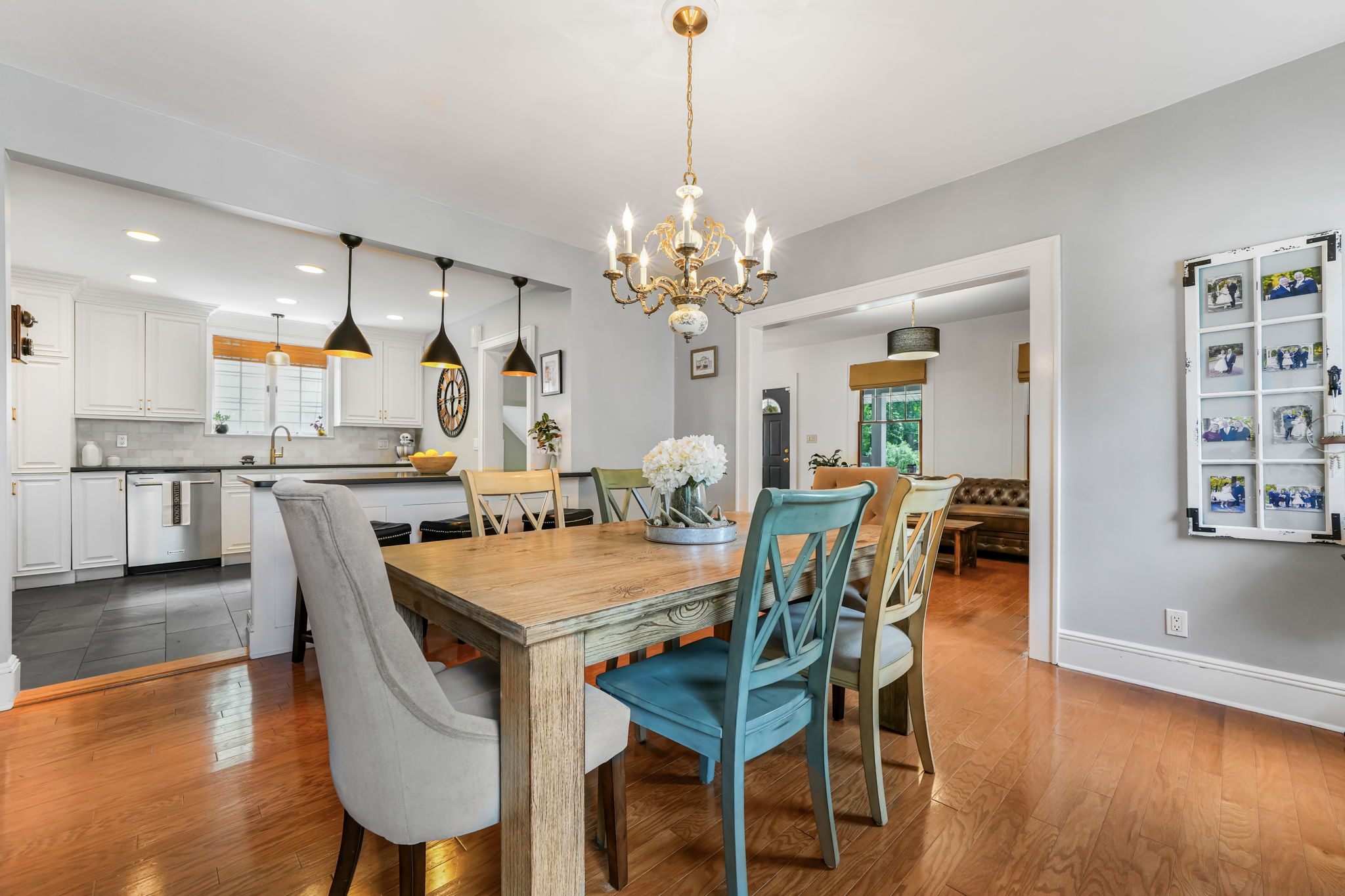 Midland Park, New Jersey, 07432, United States, 4 Bedrooms Bedrooms, ,4 BathroomsBathrooms,Residential,For Sale,1975640