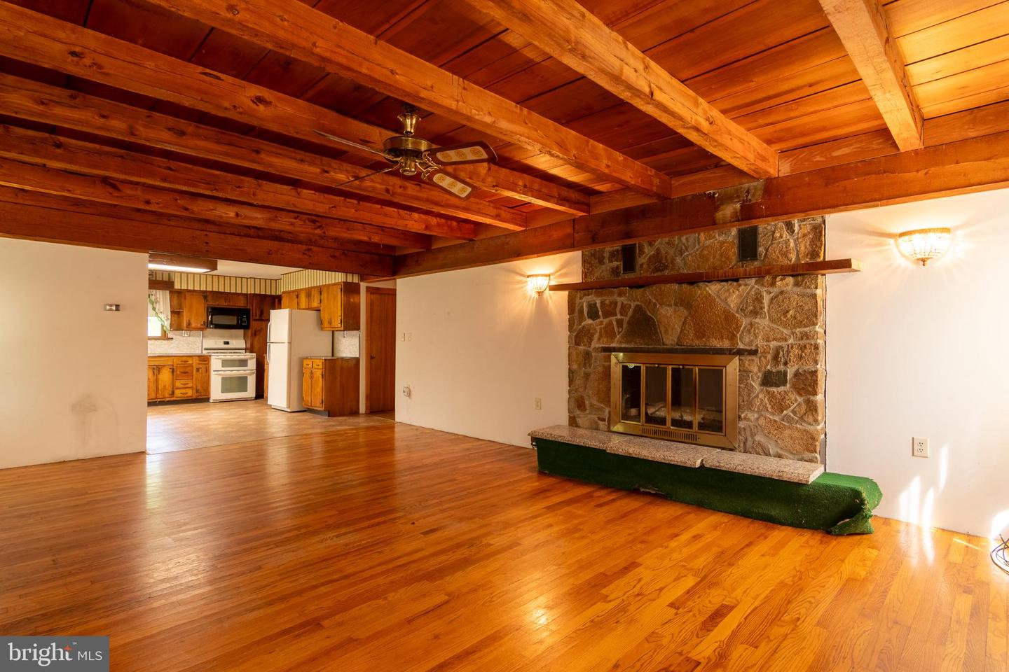 Washington, New Jersey, 07882, United States, 3 Bedrooms Bedrooms, ,2 BathroomsBathrooms,Residential,For Sale,1911658