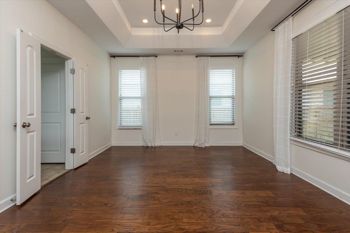 Collierville, Tennessee, 38017, United States, 4 Bedrooms Bedrooms, ,3 BathroomsBathrooms,Residential,For Sale,1907288