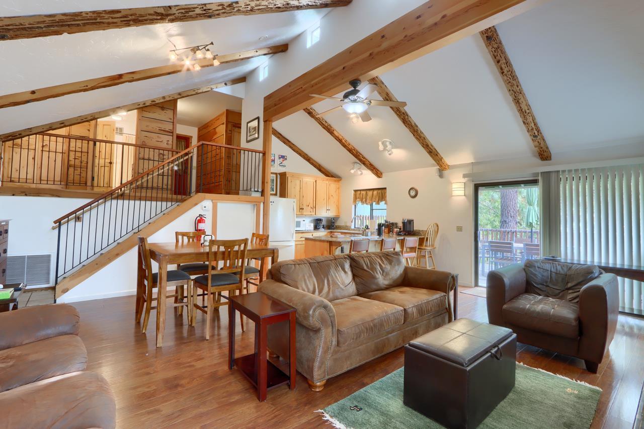 Yosemite West, California, 95389, United States, 2 Bedrooms Bedrooms, ,2 BathroomsBathrooms,Residential,For Sale,1977211