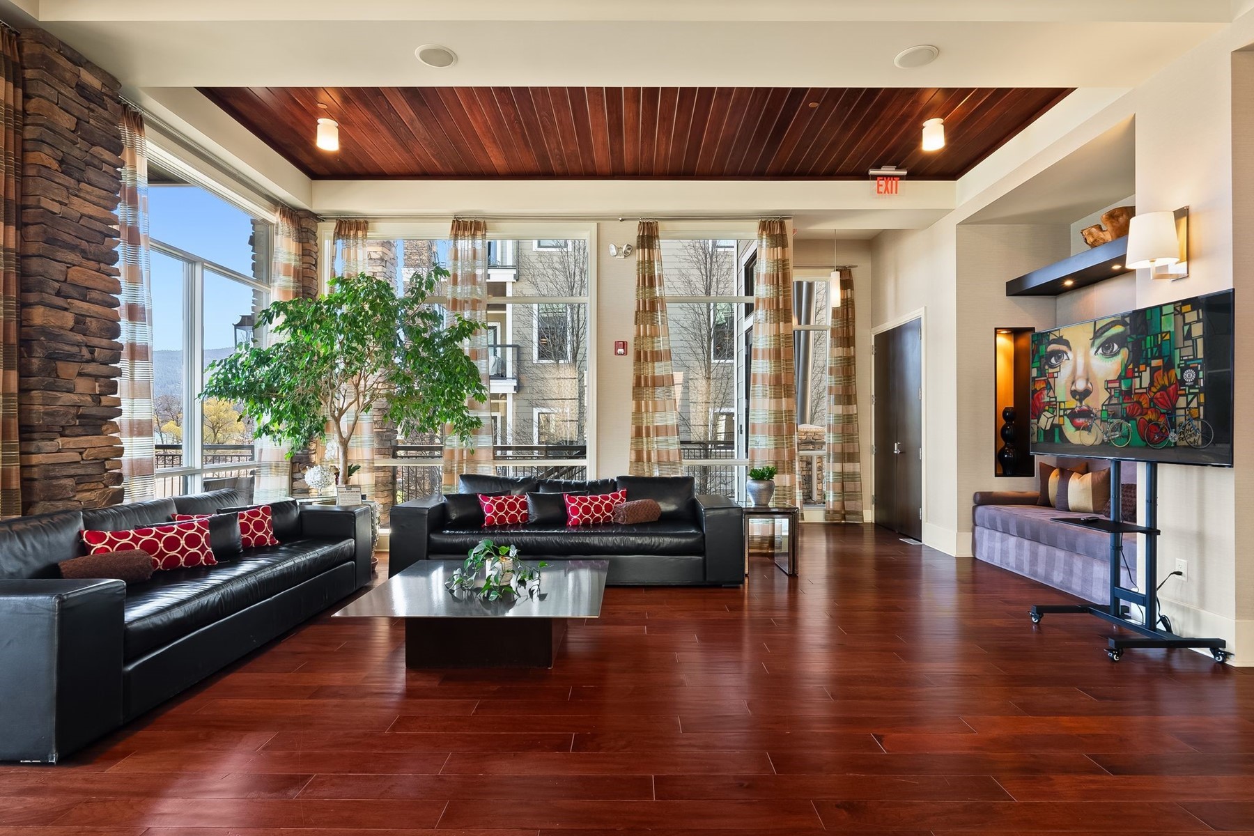  Corner Condo at Seasons at Sandpoint - 物件實景