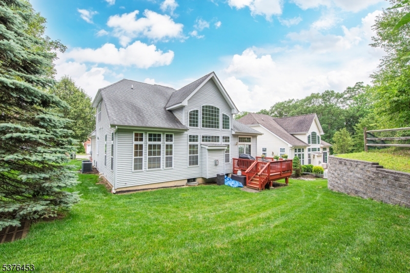 Mount Arlington Boro, New Jersey, 07856, United States, 3 Bedrooms Bedrooms, ,3 BathroomsBathrooms,Residential,For Sale,1908311