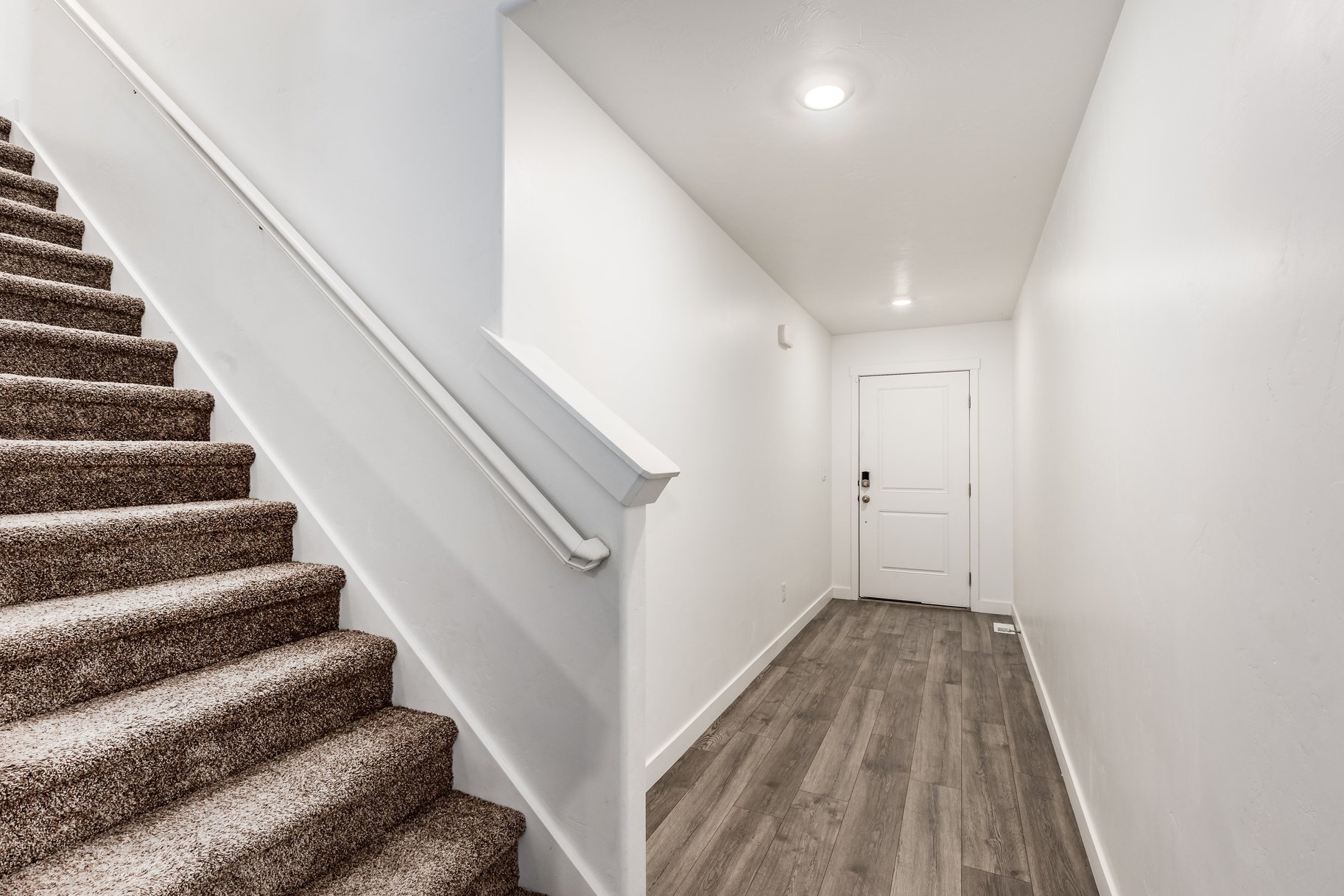  Move-In Ready  Appliances Included  Walk-In Closets in Every Bedroom - 物件實景