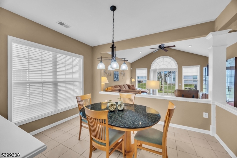 Franklin Twp., New Jersey, 08873, United States, 2 Bedrooms Bedrooms, ,2 BathroomsBathrooms,Residential,For Sale,2003337