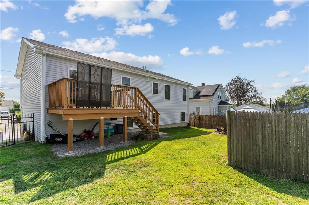 Cranston, Rhode Island, 02910, United States, 3 Bedrooms Bedrooms, ,3 BathroomsBathrooms,Residential,For Sale,1915562