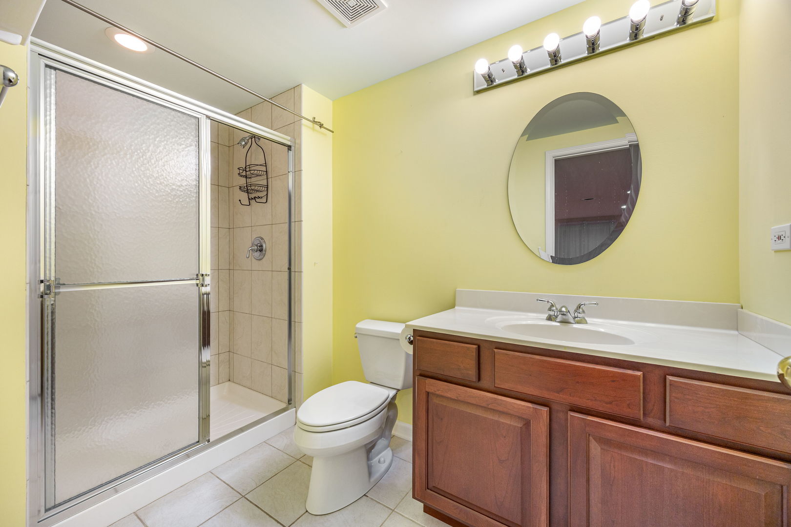 Aurora, Illinois, 60503, United States, 4 Bedrooms Bedrooms, ,4 BathroomsBathrooms,Residential,For Sale,1996051