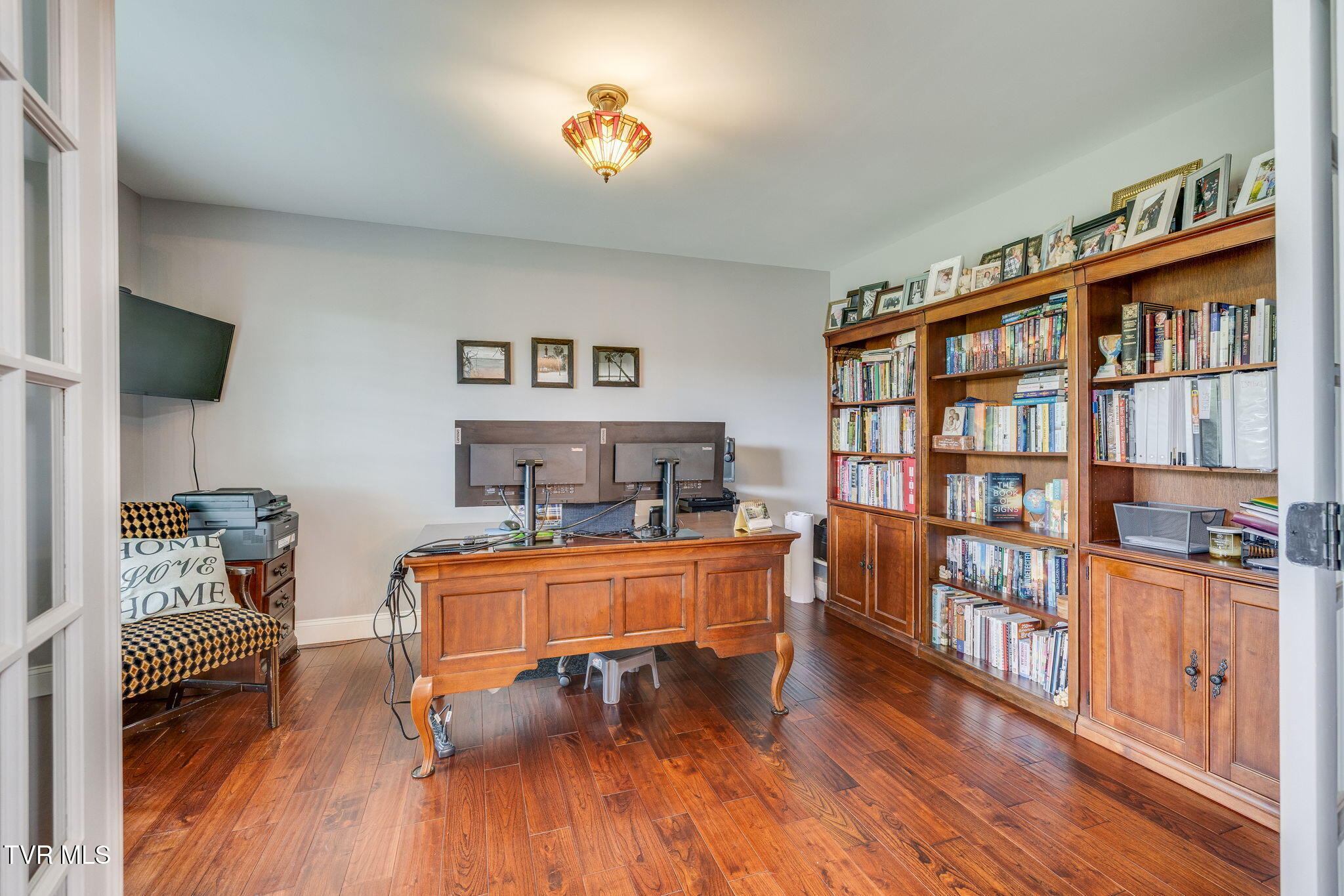 Bluff City, Tennessee, 37618, United States, 3 Bedrooms Bedrooms, ,4 BathroomsBathrooms,Residential,For Sale,2048525