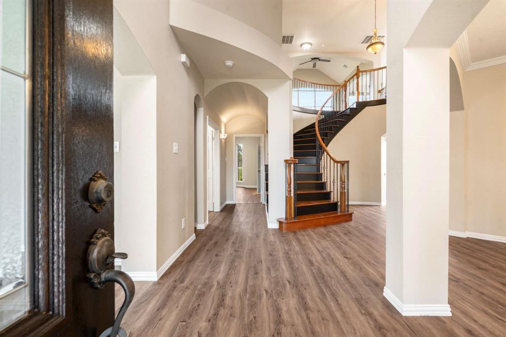 Rowlett, Texas, 75089, United States, 4 Bedrooms Bedrooms, ,4 BathroomsBathrooms,Residential,For Sale,1826622