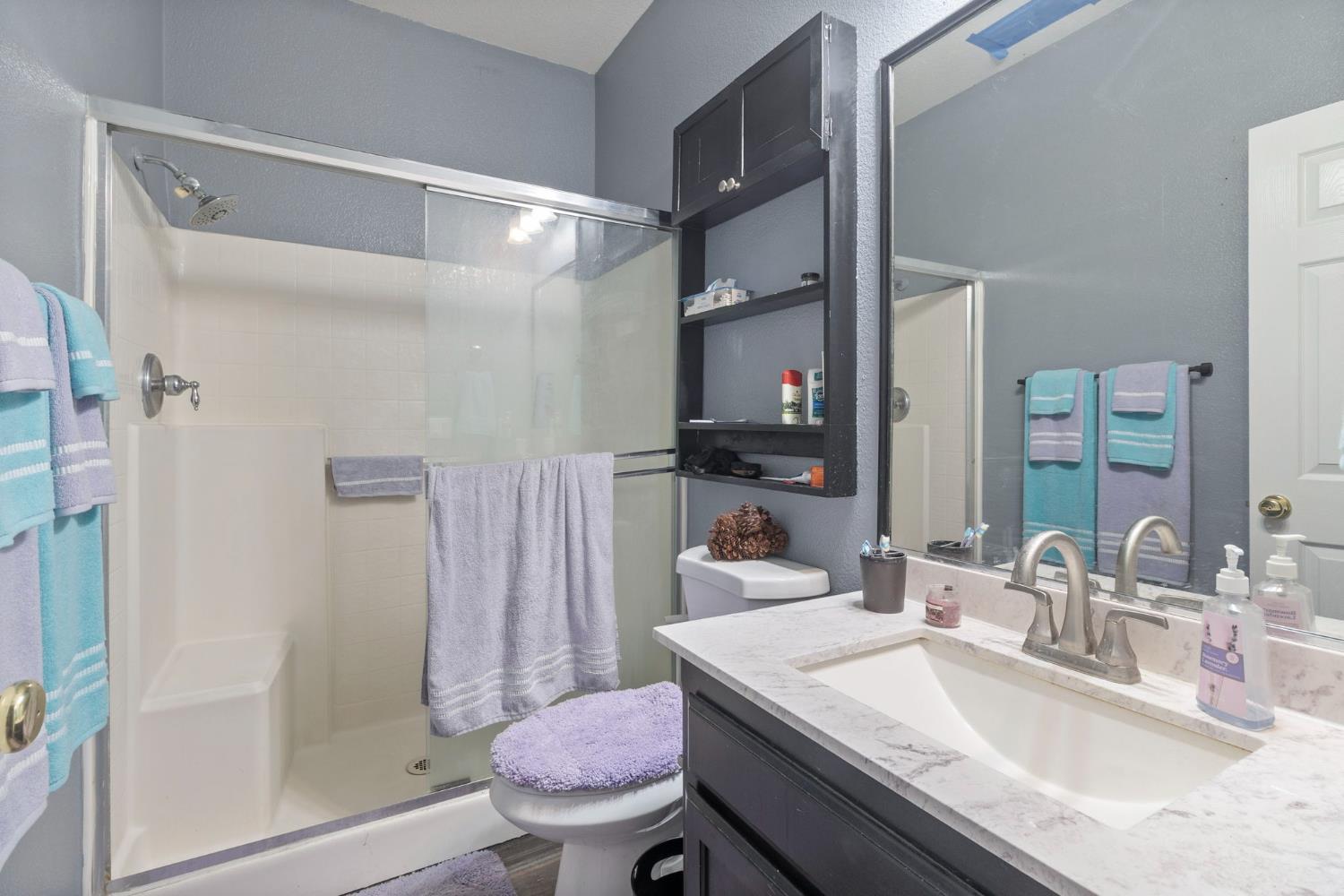 Patterson, California, 95363, United States, 5 Bedrooms Bedrooms, ,3 BathroomsBathrooms,Residential,For Sale,1982239