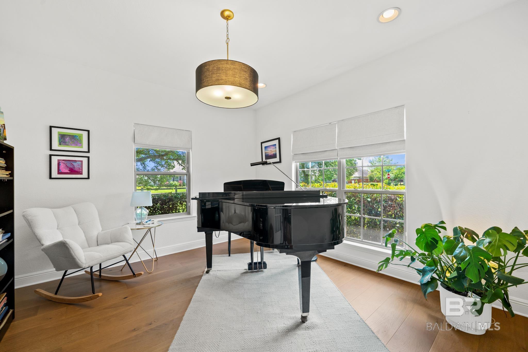 Fairhope, Alabama, 36532, United States, 4 Bedrooms Bedrooms, ,3 BathroomsBathrooms,Residential,For Sale,1850284