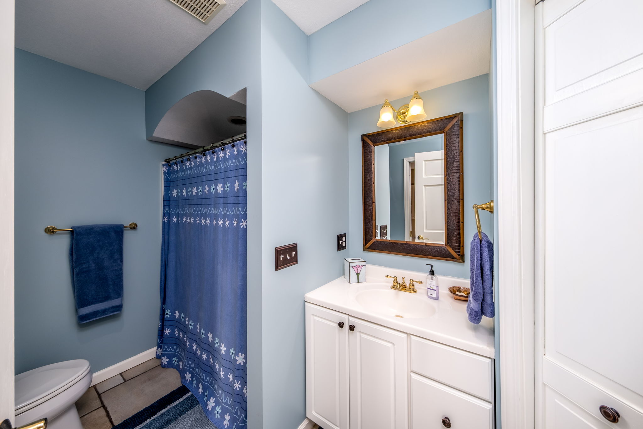 Canadian Lakes, Michigan, 49346, United States, 3 Bedrooms Bedrooms, ,3 BathroomsBathrooms,Residential,For Sale,1944876