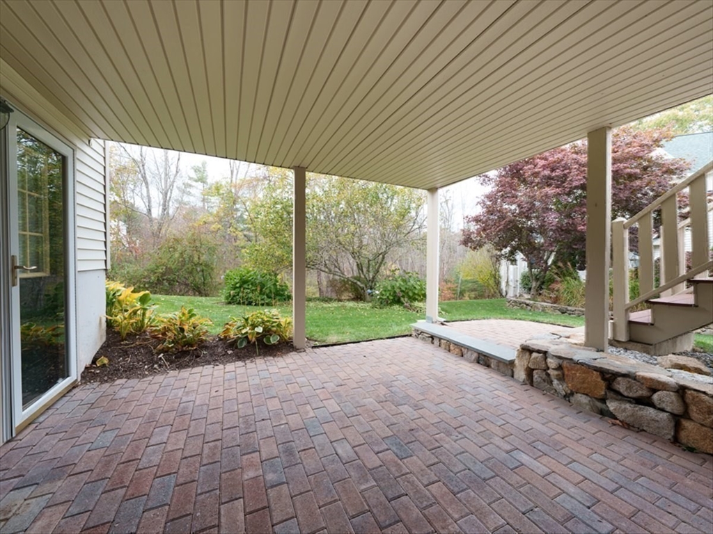 Milford, Massachusetts, 01757, United States, 2 Bedrooms Bedrooms, ,2 BathroomsBathrooms,Residential,For Sale,1982963