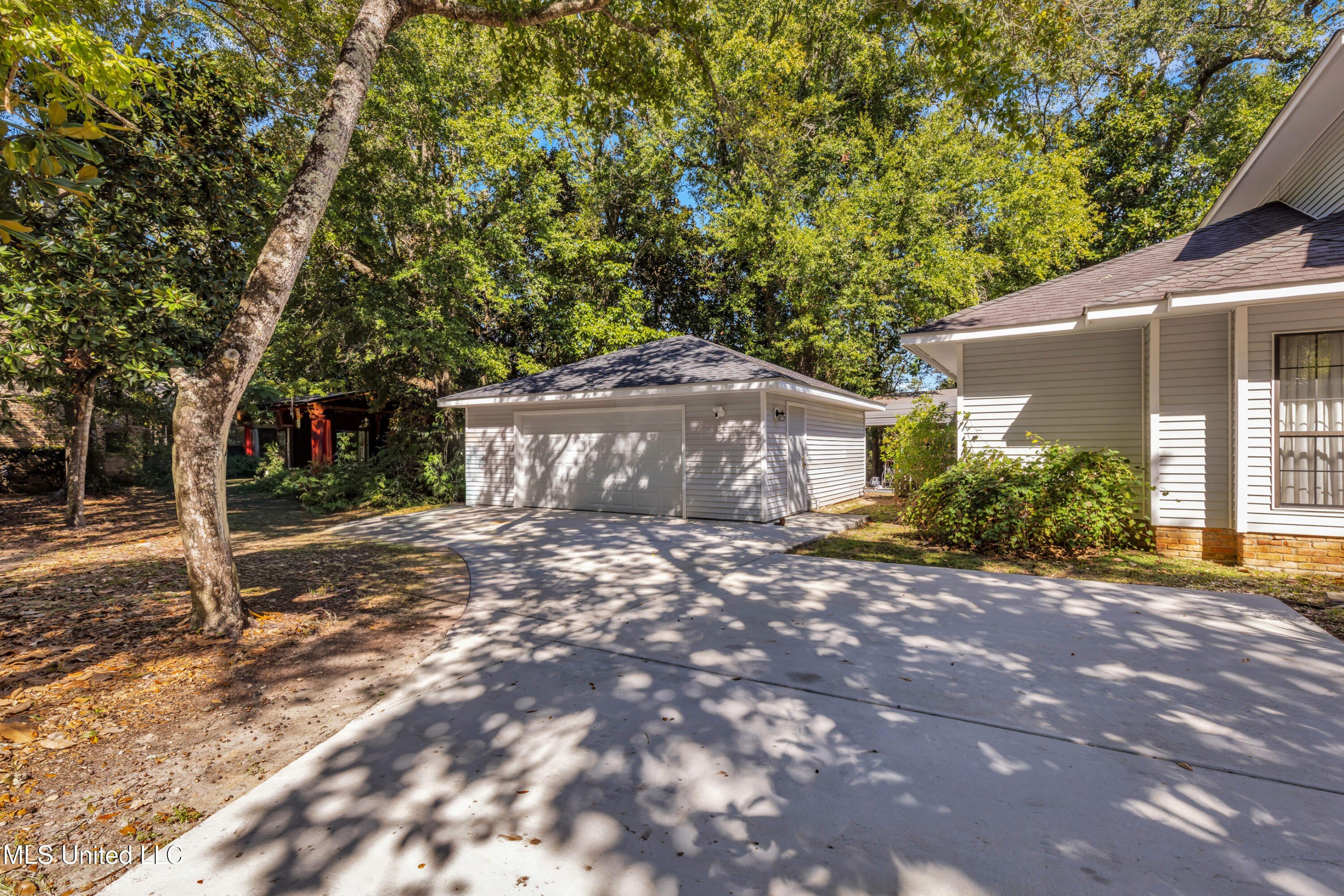Gautier, Mississippi, 39553, United States, 4 Bedrooms Bedrooms, ,4 BathroomsBathrooms,Residential,For Sale,1989936