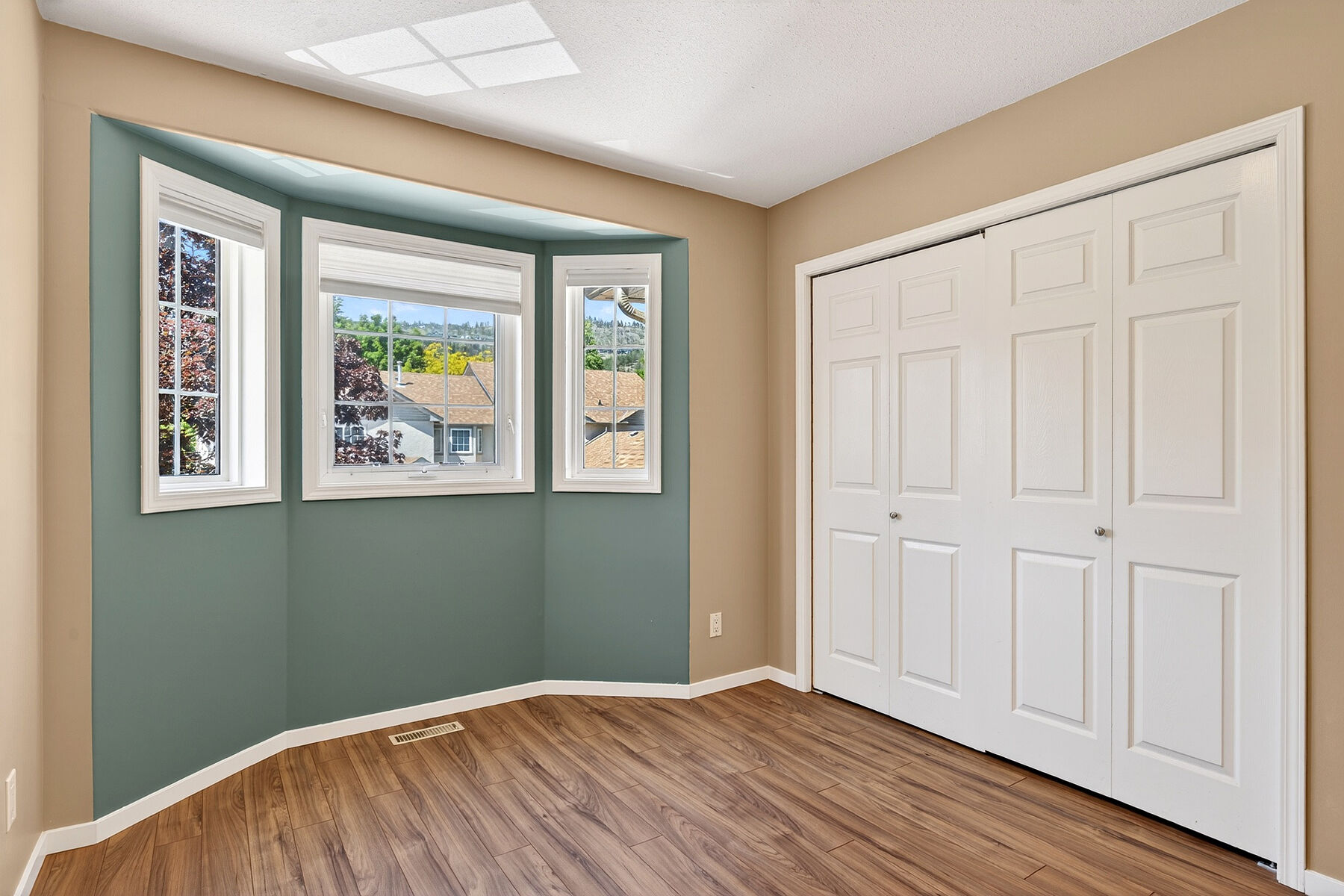  Move-In Ready Townhome - 物件實景