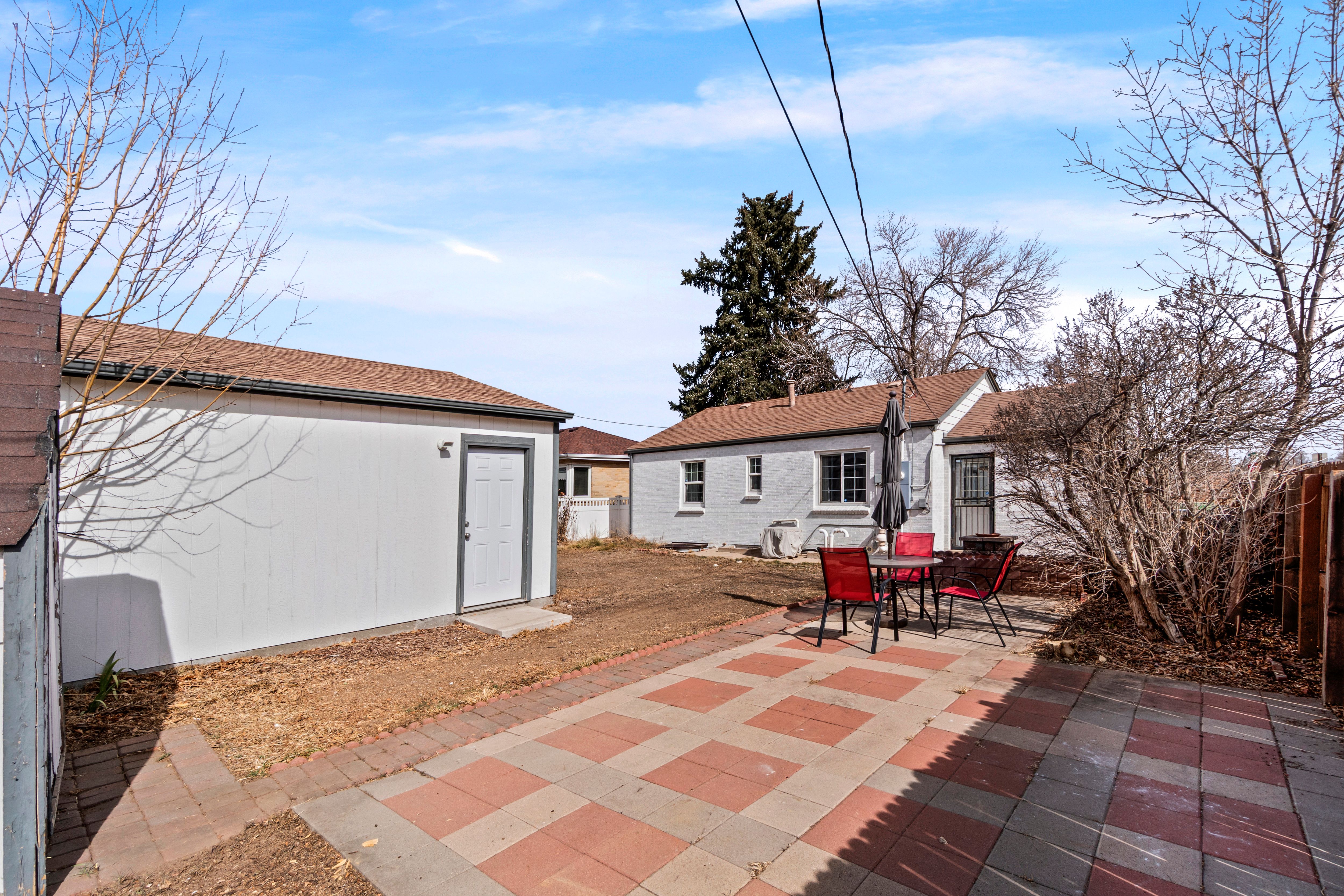  South Park Hill Remodeled 3 Bedroom, 2 Bath Brick Ranch on Corner Lot - 物件實景