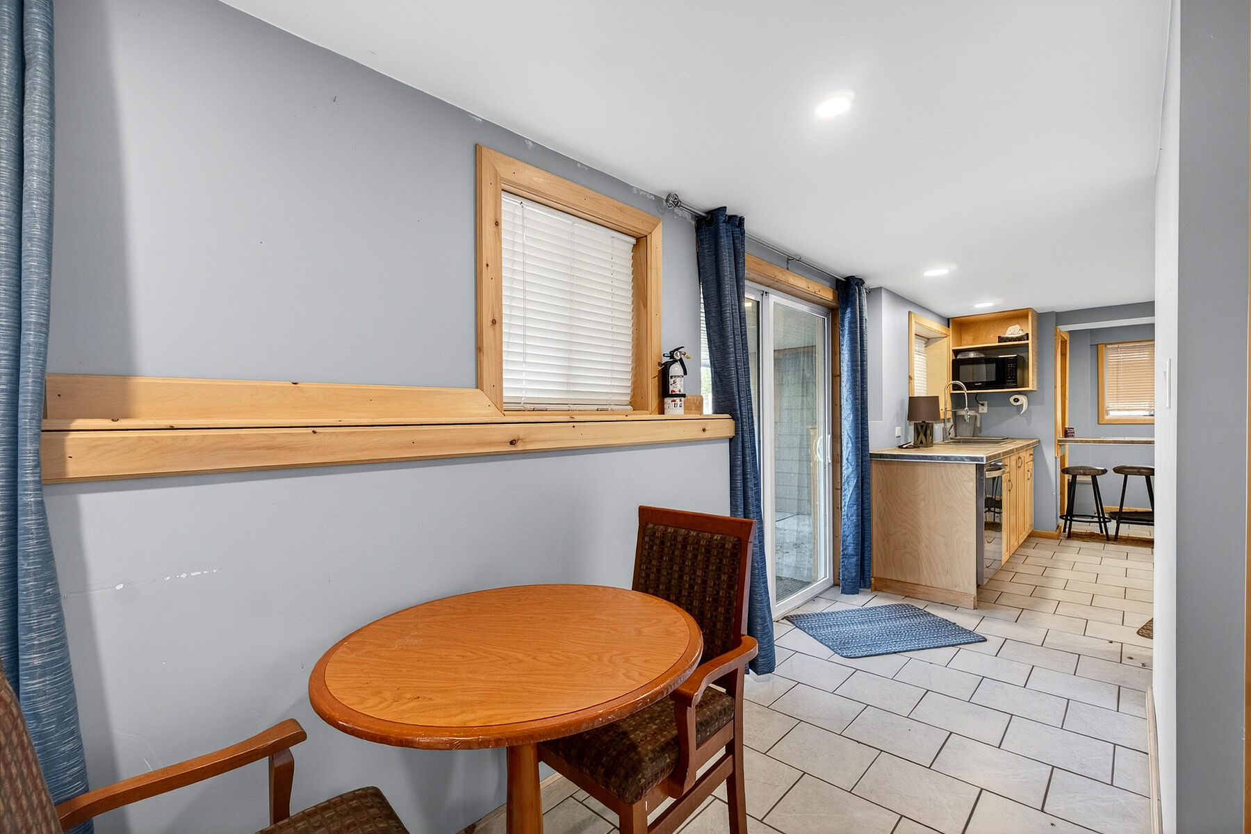  Renovated Rancher - 物件實景