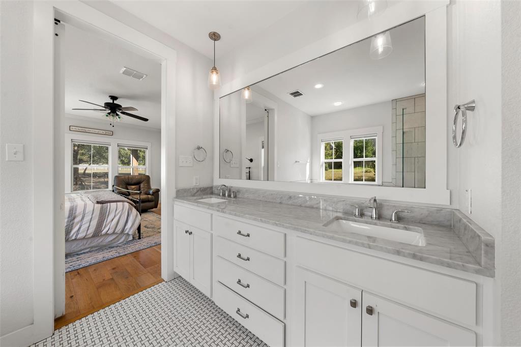 China Spring, Texas, 76633, United States, 4 Bedrooms Bedrooms, ,3 BathroomsBathrooms,Residential,For Sale,2010699