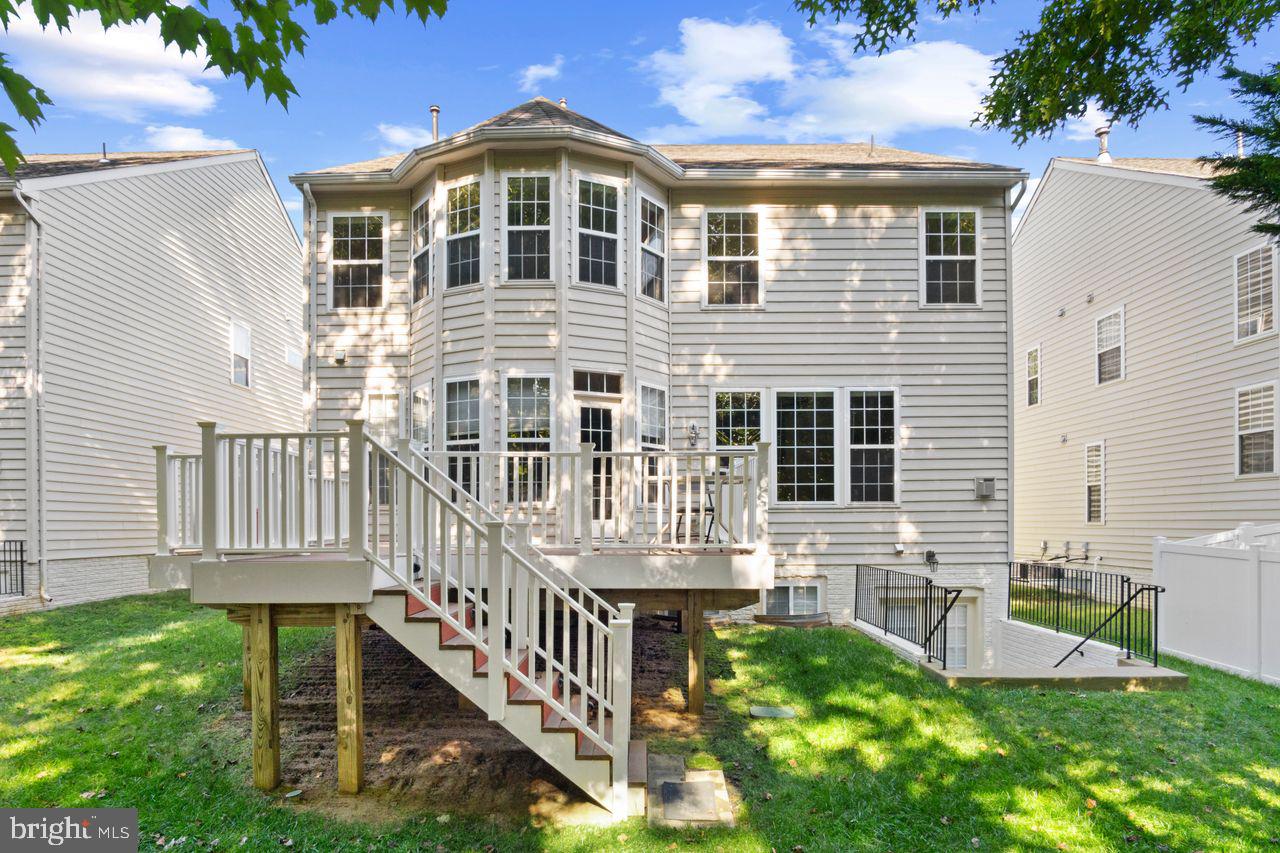 Woodbridge, Virginia, 22191, United States, 6 Bedrooms Bedrooms, ,5 BathroomsBathrooms,Residential,For Sale,1949818