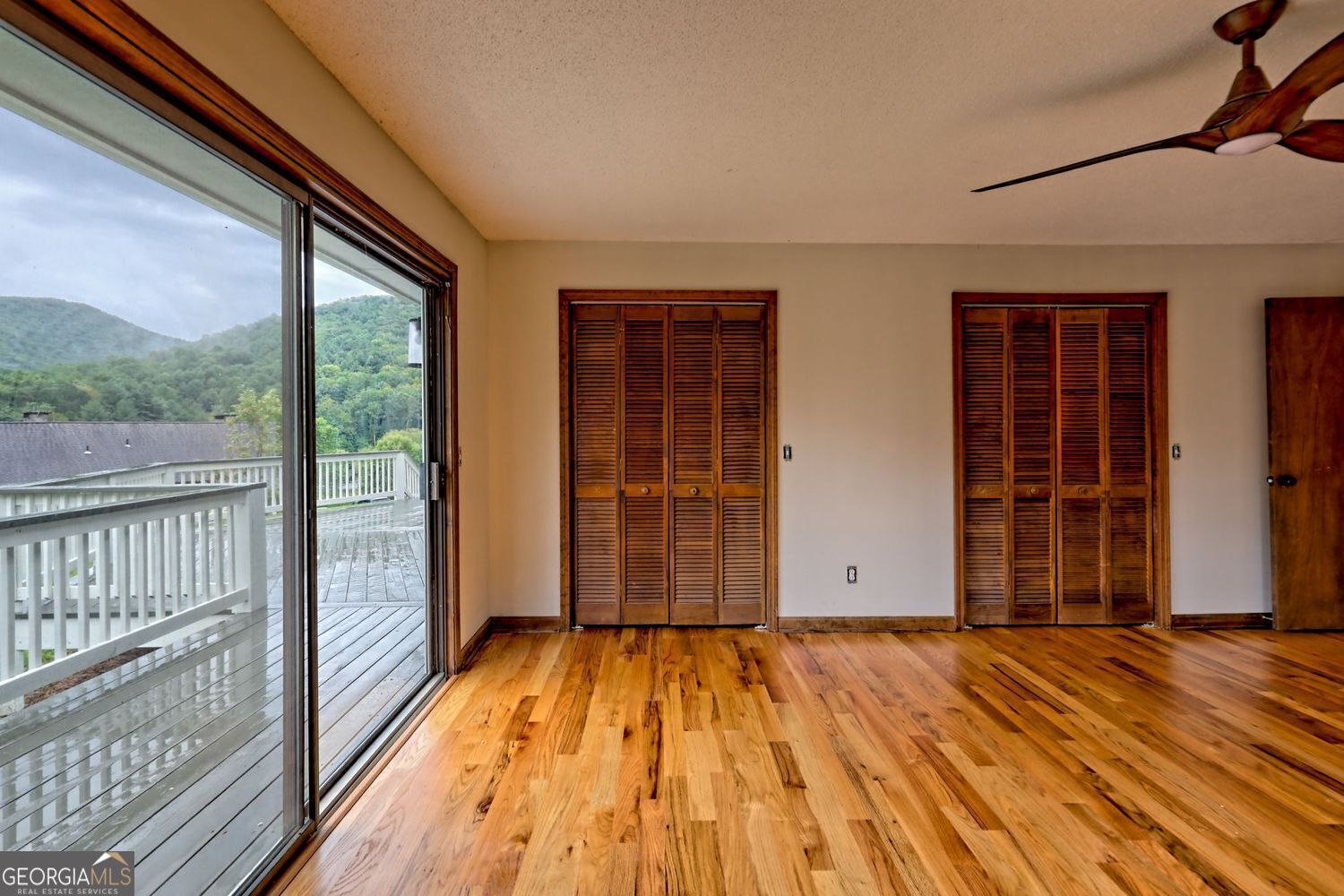 Dillard, Georgia, 30537, United States, 3 Bedrooms Bedrooms, ,2 BathroomsBathrooms,Residential,For Sale,1913990