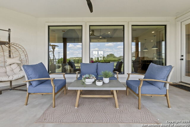 Blanco, Texas, 78606, United States, 4 Bedrooms Bedrooms, ,3 BathroomsBathrooms,Residential,For Sale,1989334