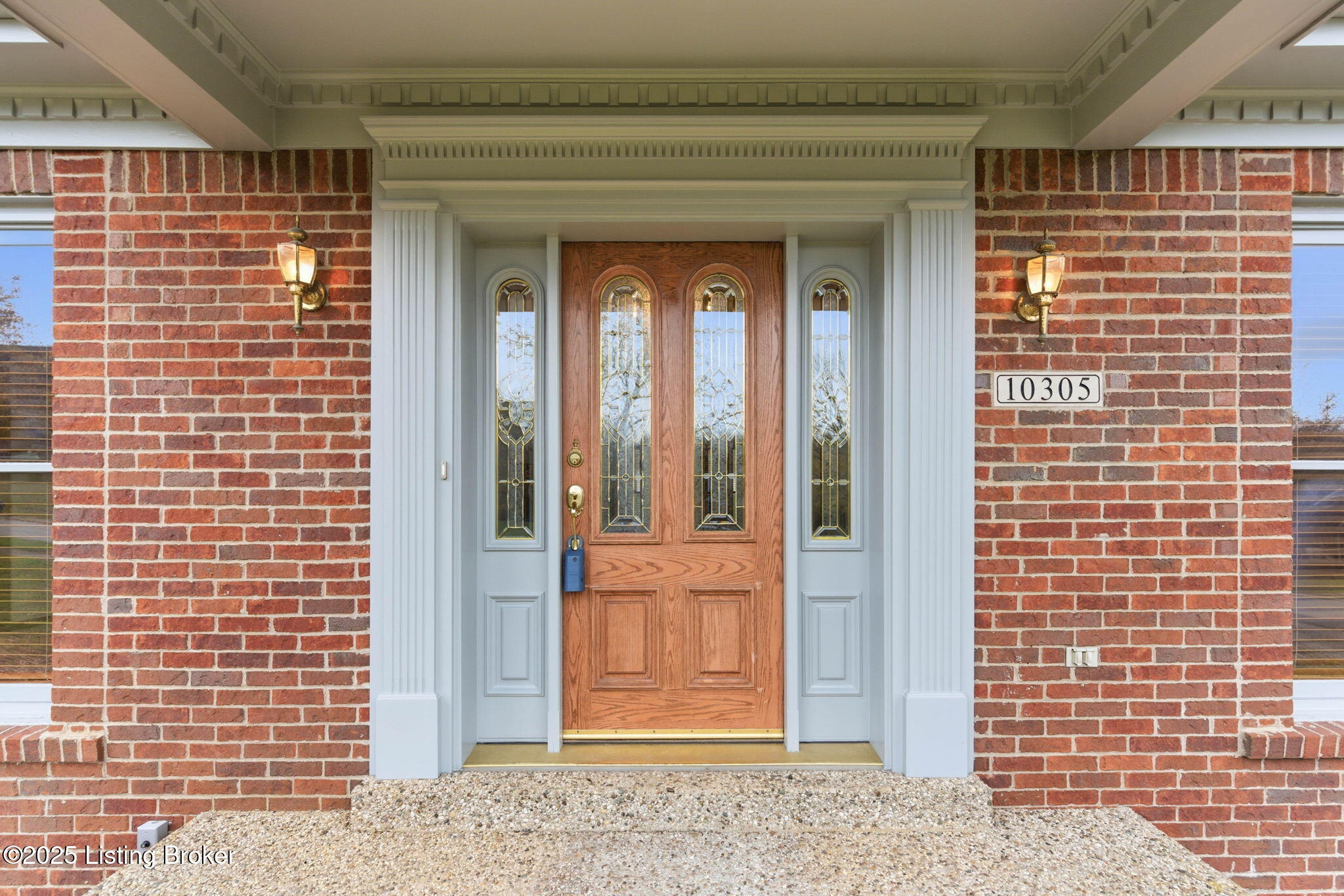 Prospect, Kentucky, 40059, United States, 3 Bedrooms Bedrooms, ,3 BathroomsBathrooms,Residential,For Sale,1996132