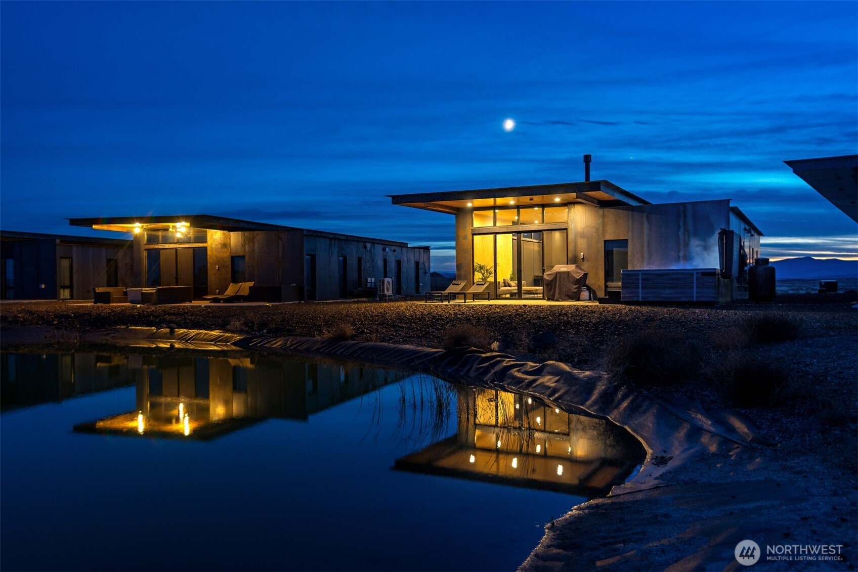 Quincy, Washington, 98848, United States, 2 Bedrooms Bedrooms, ,1 BathroomBathrooms,Residential,For Sale,2003117