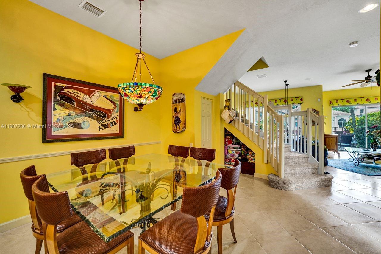 Hollywood, Florida, 33019, United States, 3 Bedrooms Bedrooms, ,3 BathroomsBathrooms,Residential,For Sale,1989592