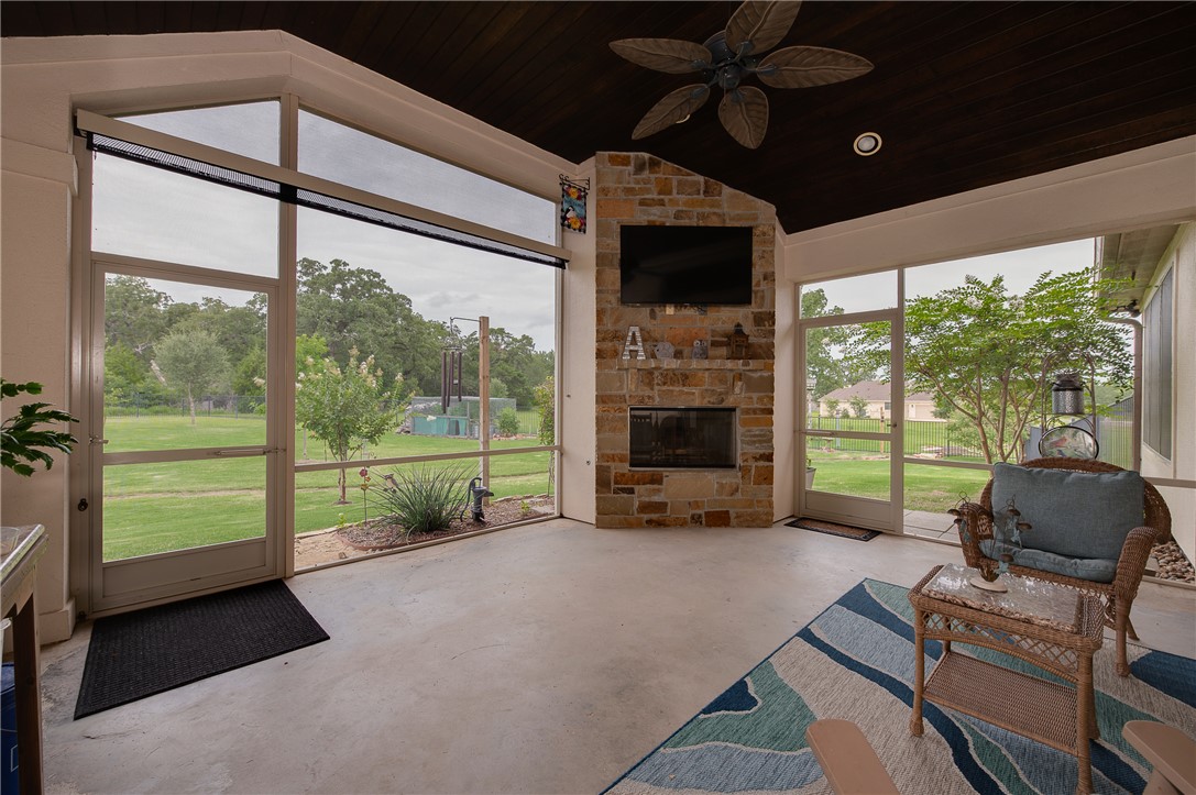 Iola, Texas, 77861, United States, 3 Bedrooms Bedrooms, ,3 BathroomsBathrooms,Residential,For Sale,1896848