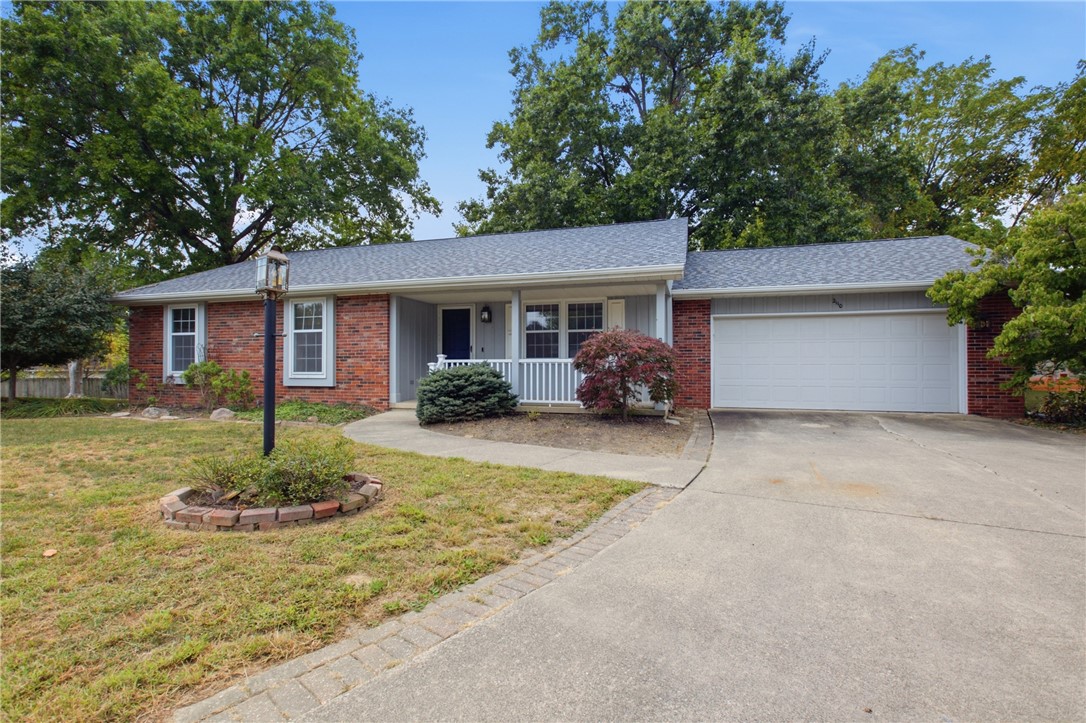 Cameron Pl, Charleston, IL 61920 #1