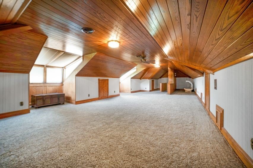 Paintsville, Kentucky, 41240, United States, 6 Bedrooms Bedrooms, ,6 BathroomsBathrooms,Residential,For Sale,1936965