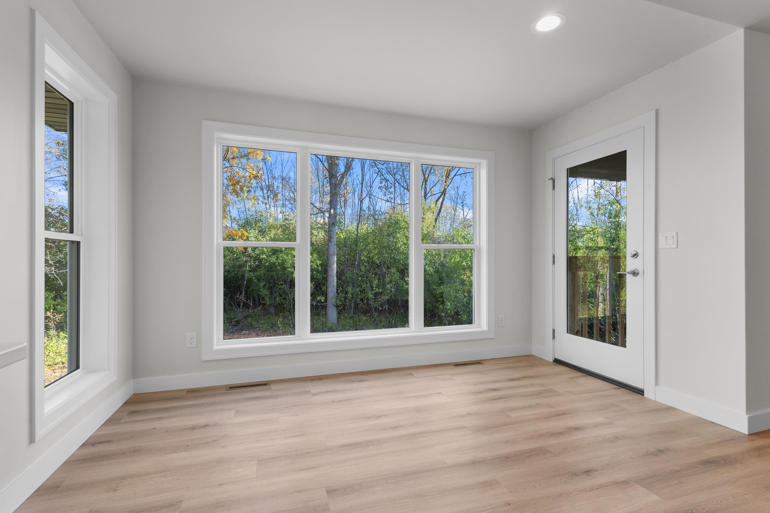 DE PERE, Wisconsin, 54115, United States, 3 Bedrooms Bedrooms, ,3 BathroomsBathrooms,Residential,For Sale,1967985