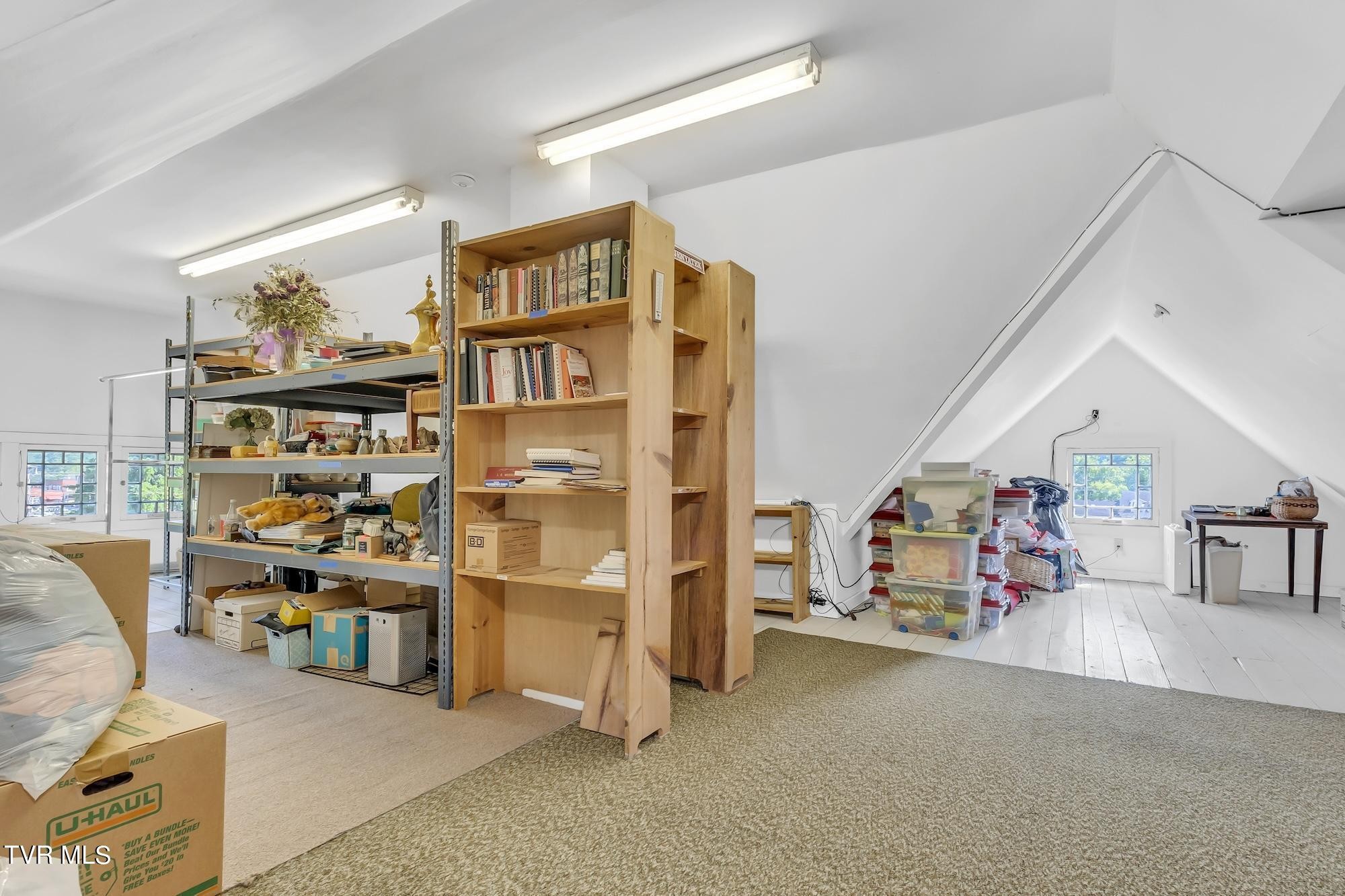 Big Stone Gap, Virginia, 24219, United States, 4 Bedrooms Bedrooms, ,3 BathroomsBathrooms,Residential,For Sale,1984528