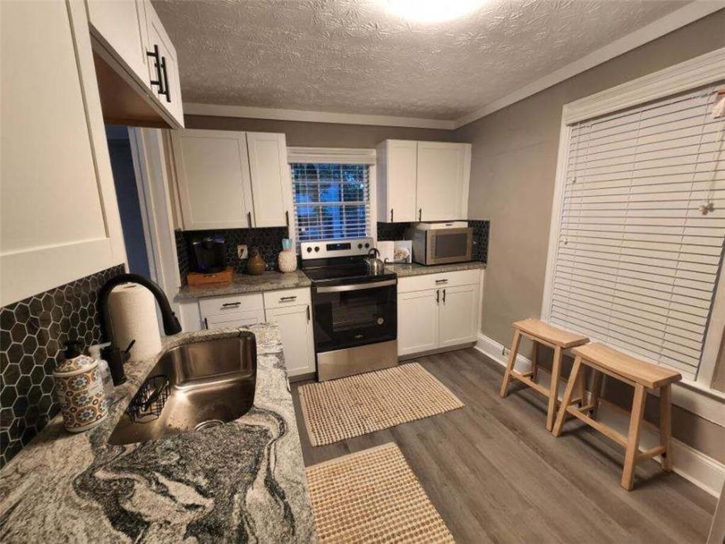 Atlanta, Georgia, 30318, United States, 3 Bedrooms Bedrooms, ,2 BathroomsBathrooms,Residential,For Sale,1794295