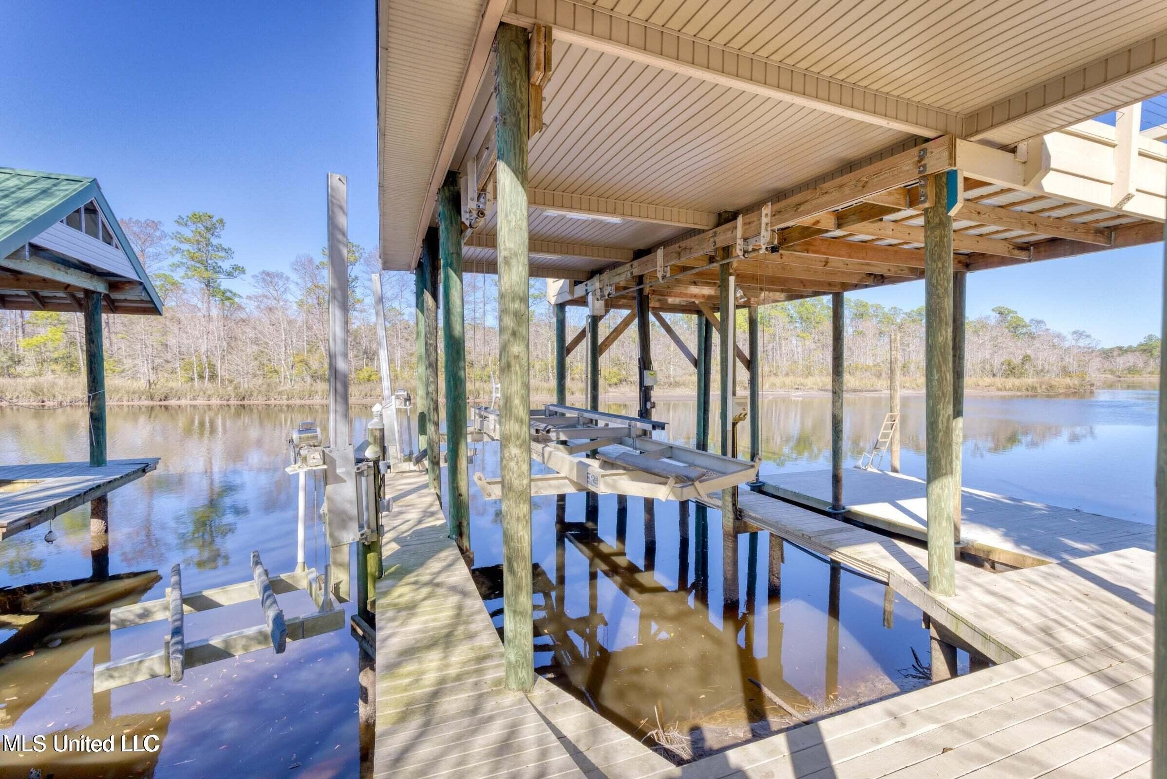 Diamondhead, Mississippi, 39525, United States, 6 Bedrooms Bedrooms, ,6 BathroomsBathrooms,Residential,For Sale,1980430