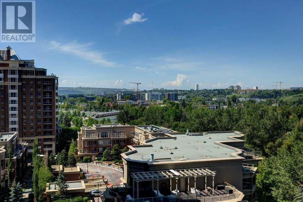 CALGARY, Alberta, T2P 3R8, CA, 2 Bedrooms Bedrooms, ,2 BathroomsBathrooms,Residential,For Sale,1908655