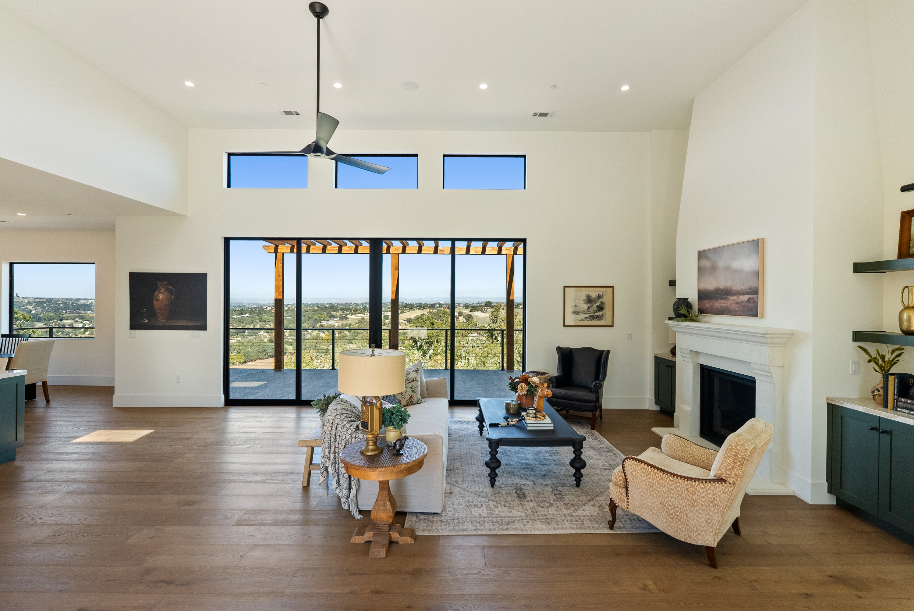  2220 Battering Rock - 物件實景