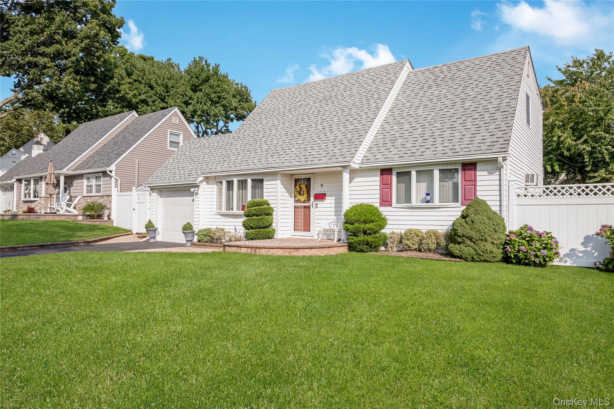 Linwood Ave, Farmingdale, NY 11735 #1