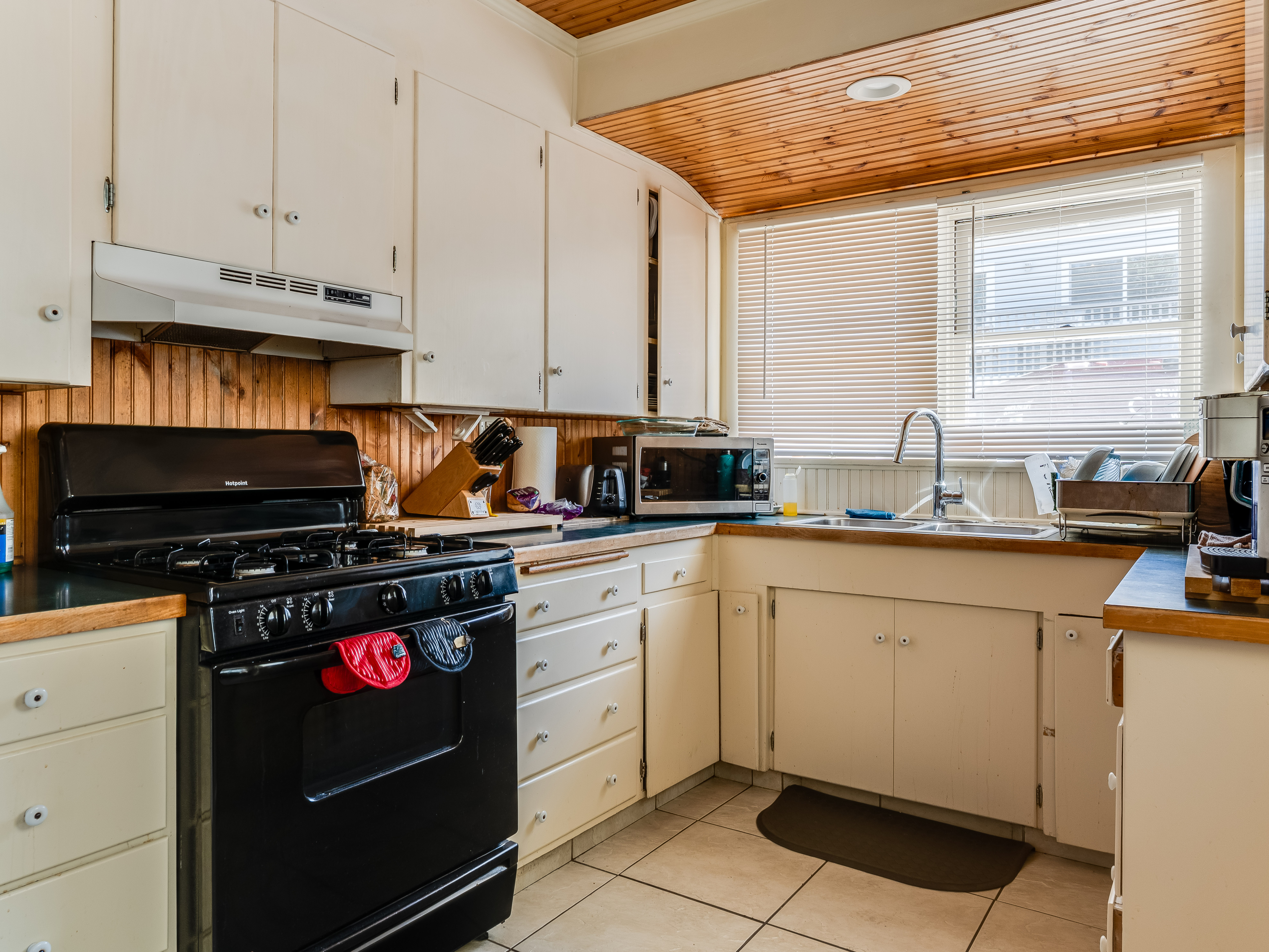  Great Triplex Opportunity - 物件實景