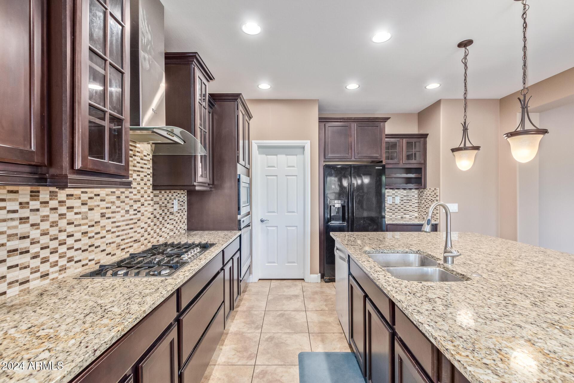 Phoenix, Arizona, 85085, United States, 3 Bedrooms Bedrooms, ,4 BathroomsBathrooms,Residential,For Sale,1921269