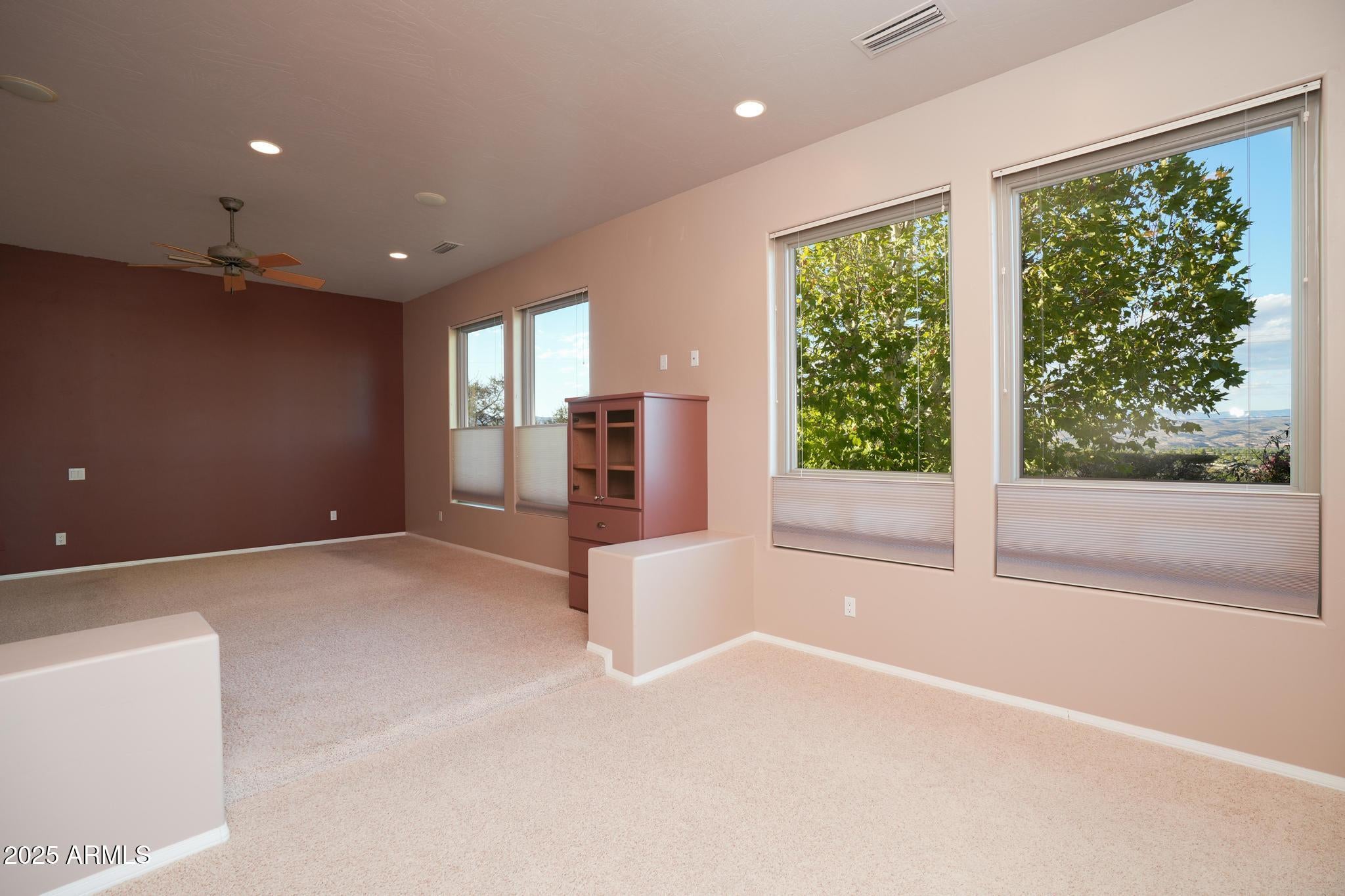 Cottonwood, Arizona, 86326, United States, 3 Bedrooms Bedrooms, ,3 BathroomsBathrooms,Residential,For Sale,1992035