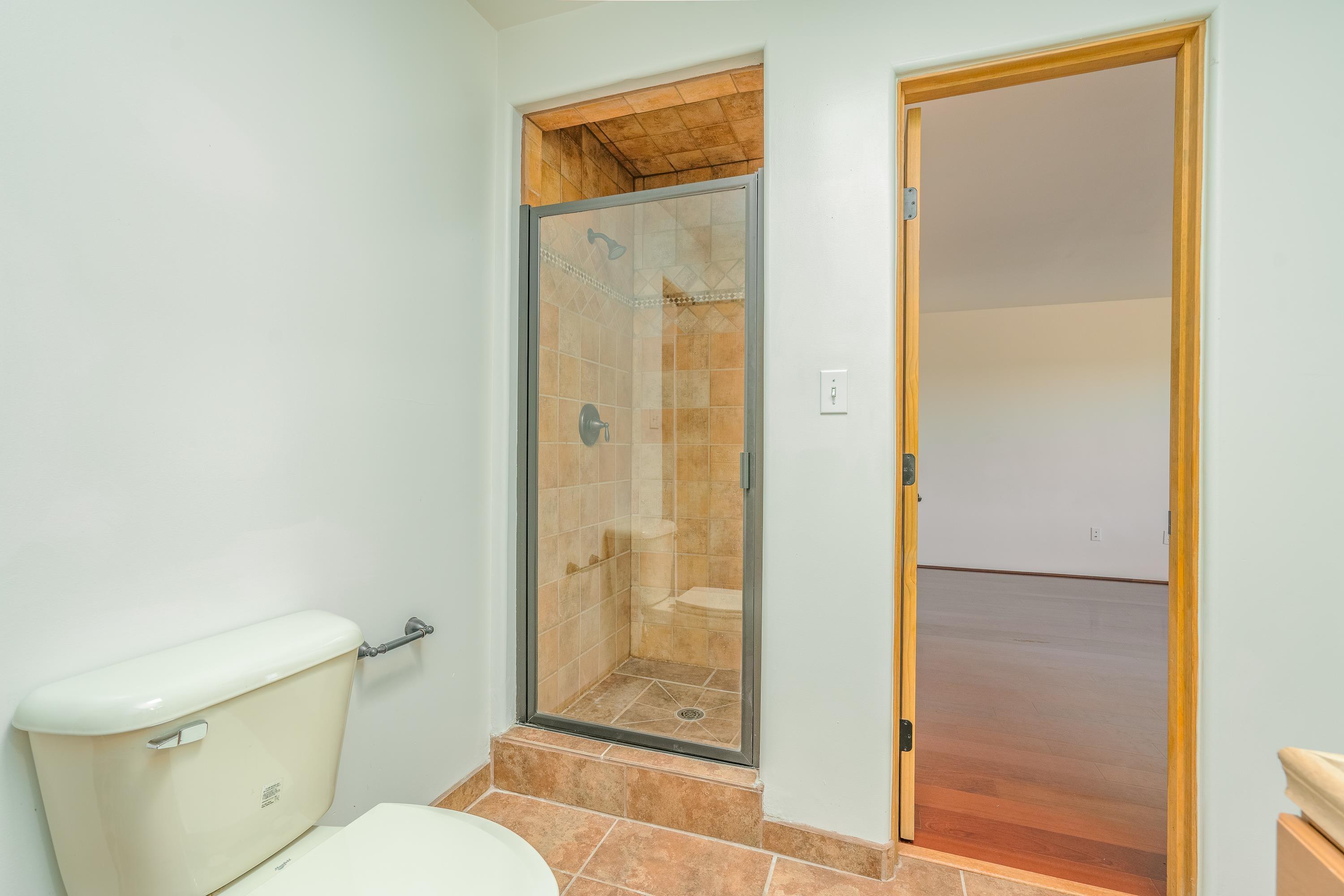 Arroyo Hondo, New Mexico, 87513, United States, 2 Bedrooms Bedrooms, ,2 BathroomsBathrooms,Residential,For Sale,1995561