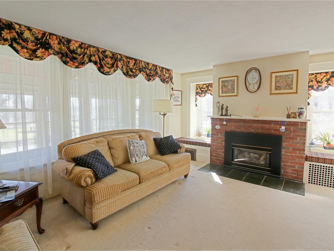 Essex Junction, Vermont, 05452, United States, 4 Bedrooms Bedrooms, ,3 BathroomsBathrooms,Residential,For Sale,1847004