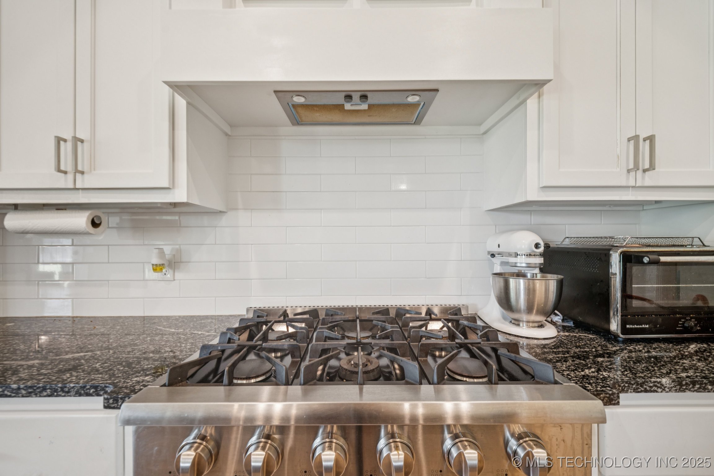 Broken Arrow, Oklahoma, 74011, United States, 5 Bedrooms Bedrooms, ,3 BathroomsBathrooms,Residential,For Sale,1898814