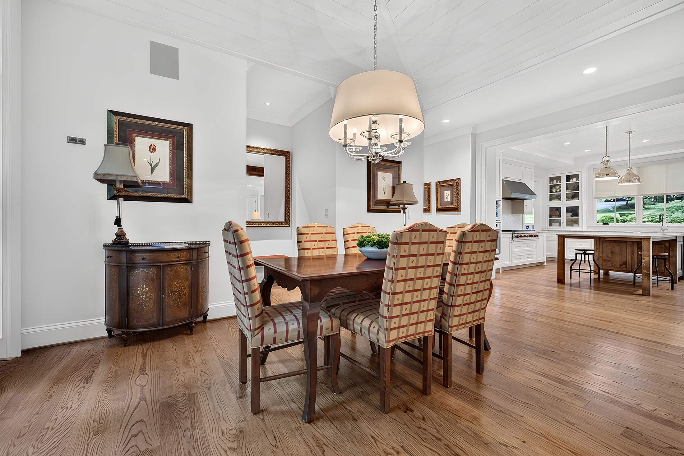  Exceptional Custom Residence Nestled on Private Wooded Lot in Chastain Park - 物件實景