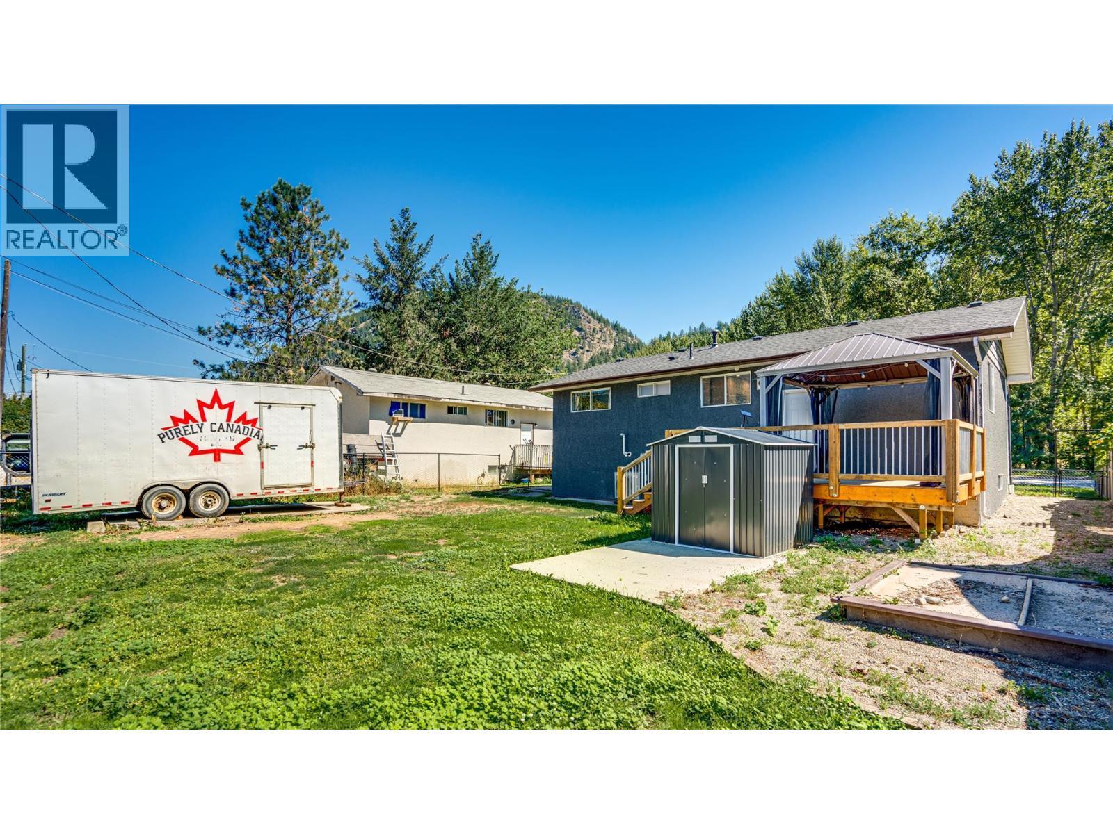 CHASE, British Columbia, V0E 1M0, CA, 5 Bedrooms Bedrooms, ,1 BathroomBathrooms,Residential,For Sale,1918383